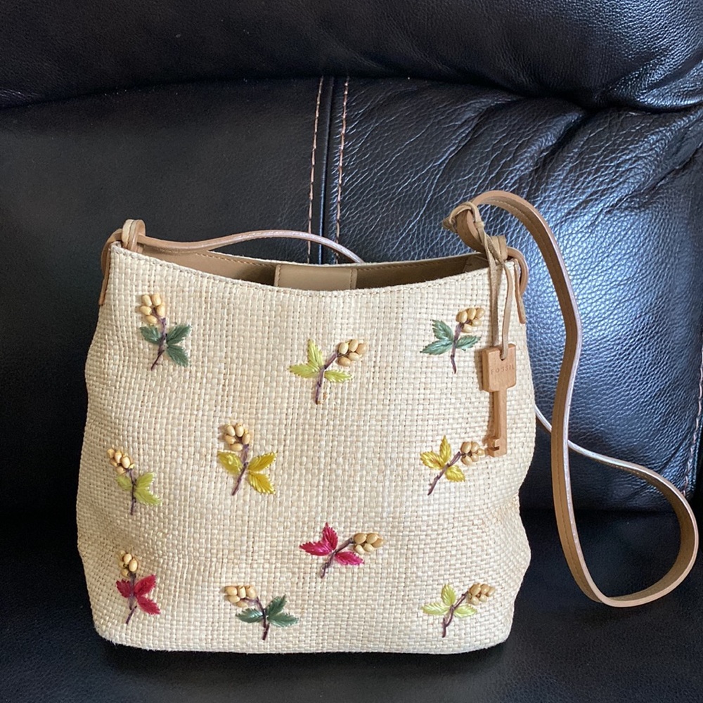 FOSSIL EMBROIDERED SHOULDER BAG
